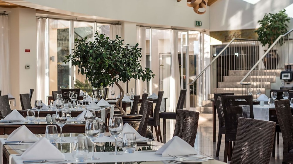 Vale d'Oliveiras Quinta Resort & Spa — Restaurant & bars in Carvoeiro, Faro