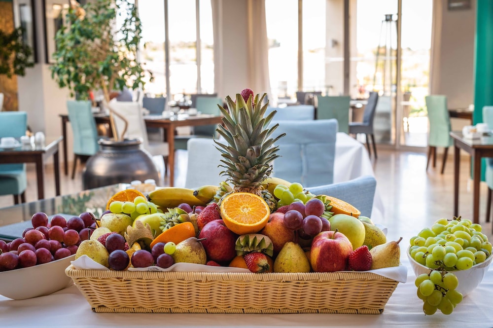 Vale d'Oliveiras Quinta Resort & Spa — Restaurant & bars in Carvoeiro, Faro