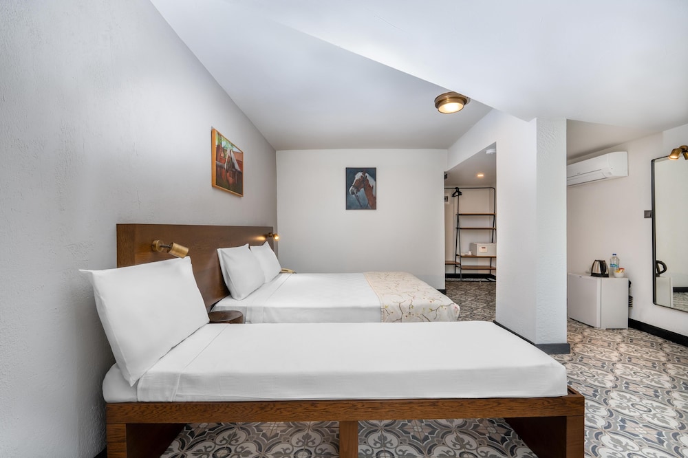 BESO HOTEL BERKE RANCH — Hotel rooms in Kemer