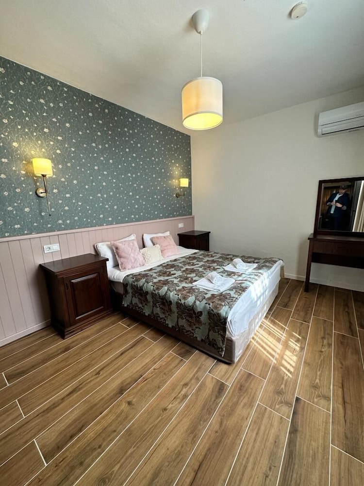 BESO HOTEL BERKE RANCH — Hotel rooms in Kemer