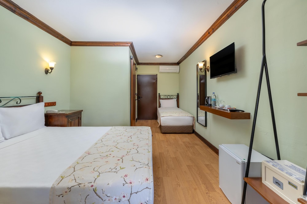BESO HOTEL BERKE RANCH — Hotel rooms in Kemer