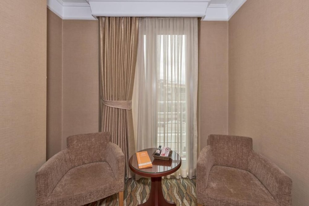 Hotel Vicenza — Hotel rooms in Istanbul, Istanbul