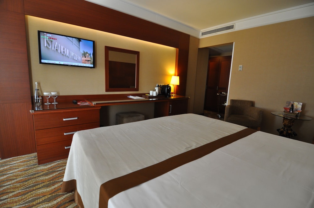 Hotel Vicenza — Hotel rooms in Istanbul, Istanbul