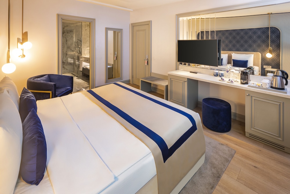 Hotel Vicenza — Hotel rooms in Istanbul, Istanbul