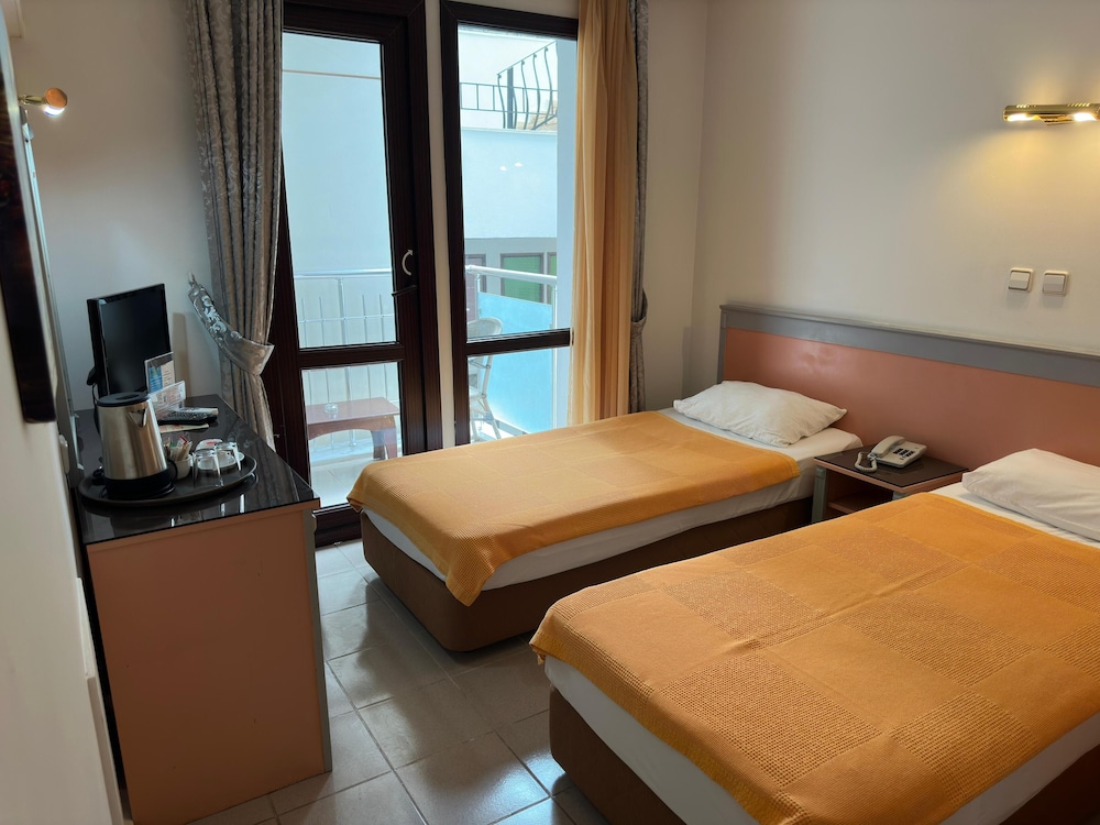 Ata Park Hotel — Hotel rooms in Fethiye, Mugla