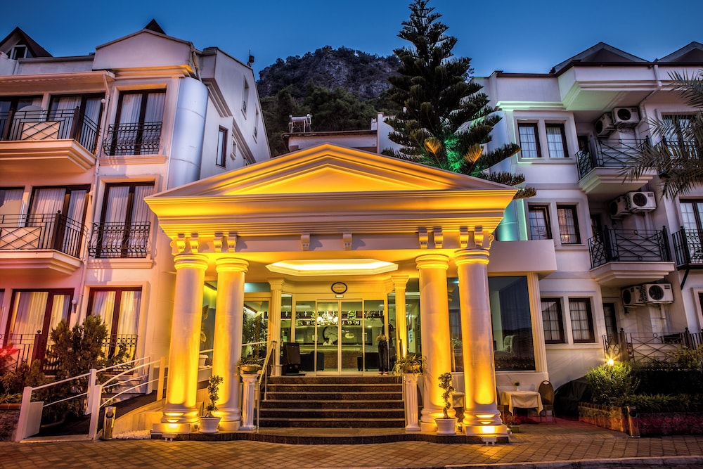 Ata Park Hotel — Hotel building in Fethiye, Mugla