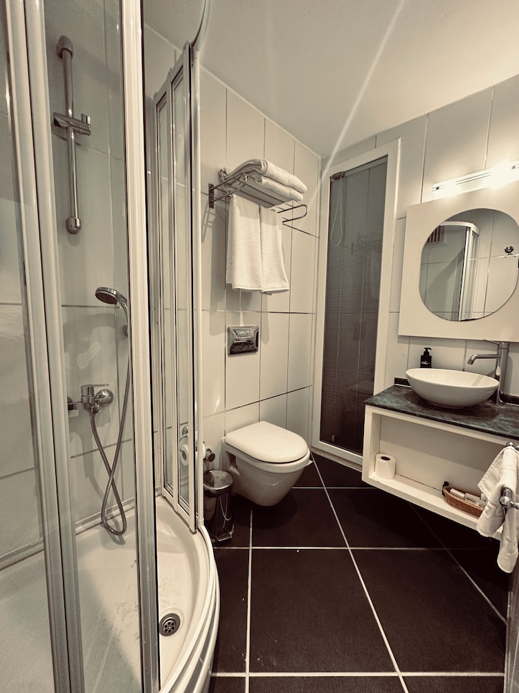 Ata Park Hotel — Hotel rooms in Fethiye, Mugla