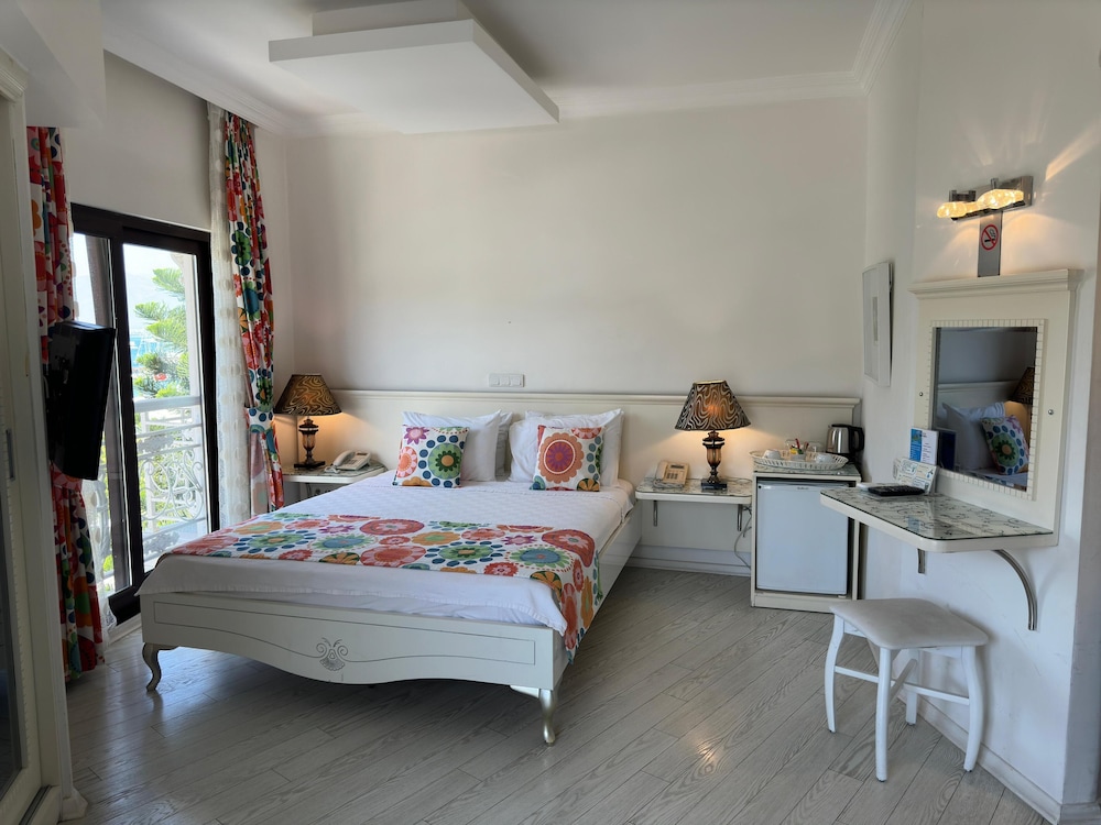 Ata Park Hotel — Hotel rooms in Fethiye, Mugla