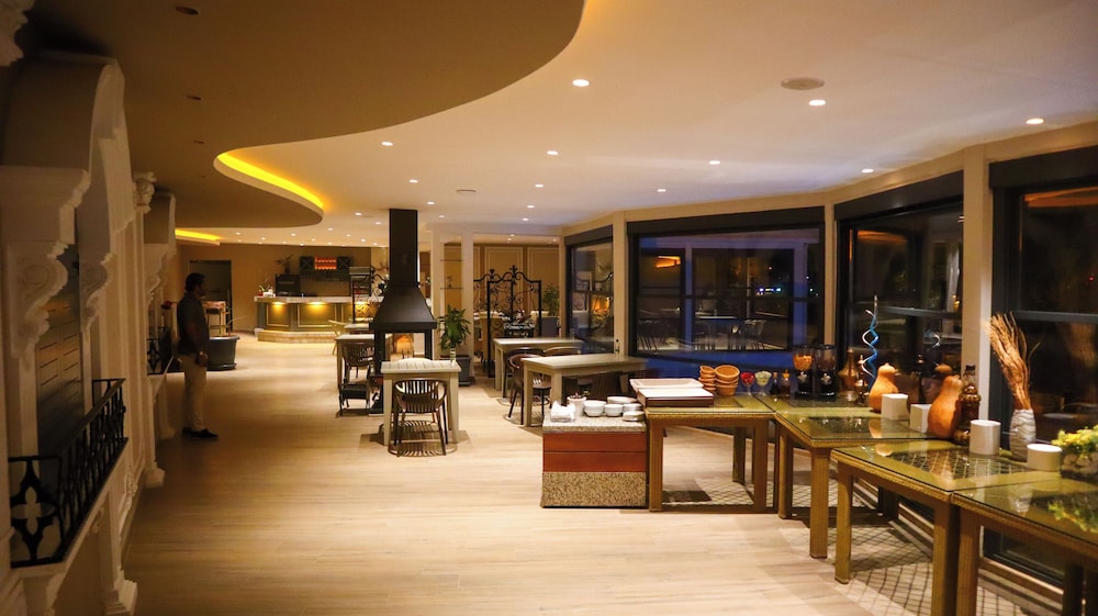 Ata Park Hotel — Restaurant & bars in Fethiye, Mugla