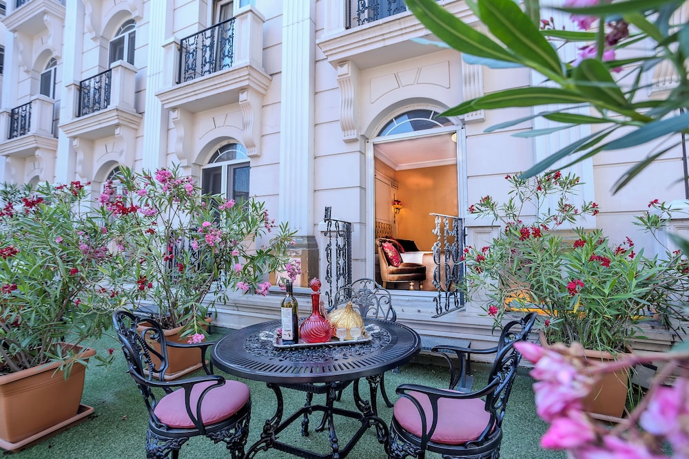 Balin Hotel - Special Class — Hotel building in Istanbul, Istanbul
