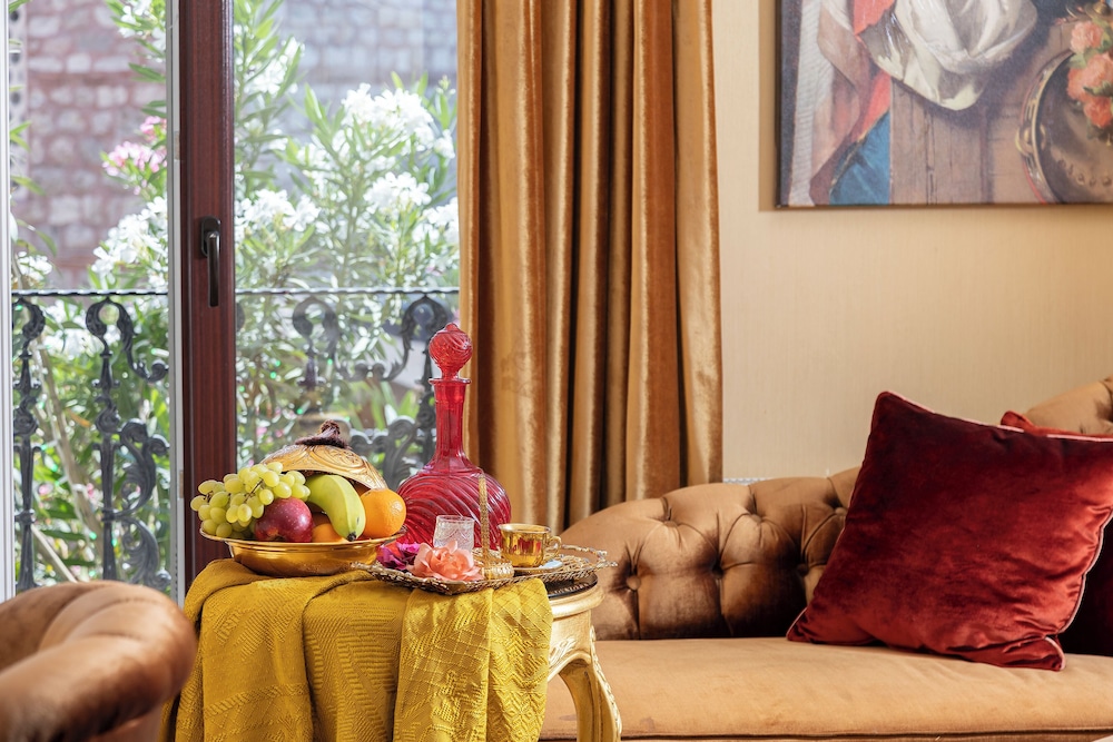 Balin Hotel - Special Class — Hotel rooms in Istanbul, Istanbul