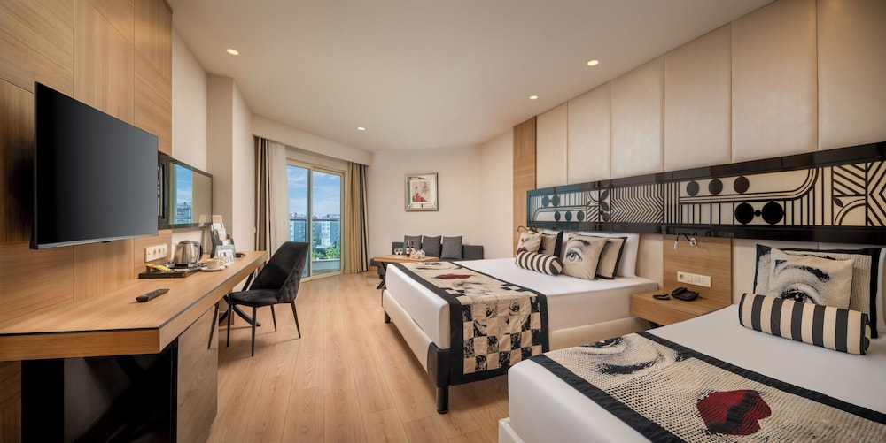 Delphin Imperial — Rooms in Lara