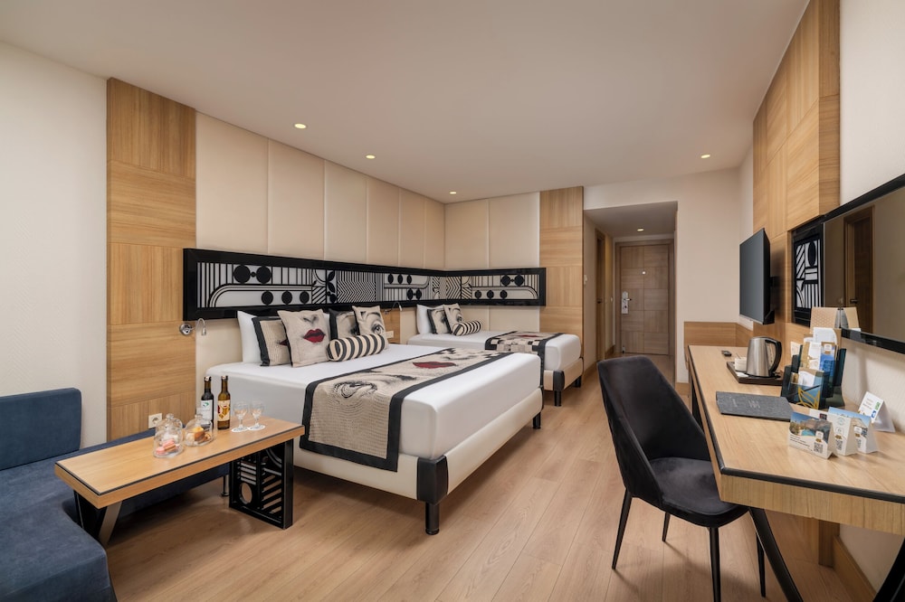Delphin Imperial — Rooms in Lara