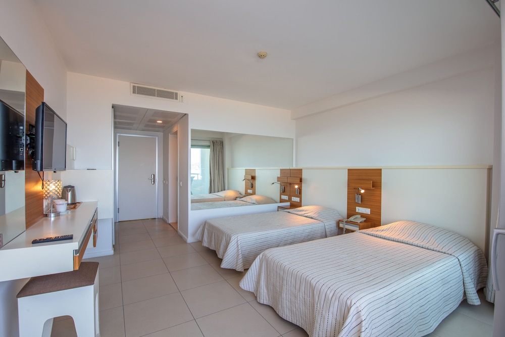 Delta Hotel — Hotel rooms in Fethiye, Mugla