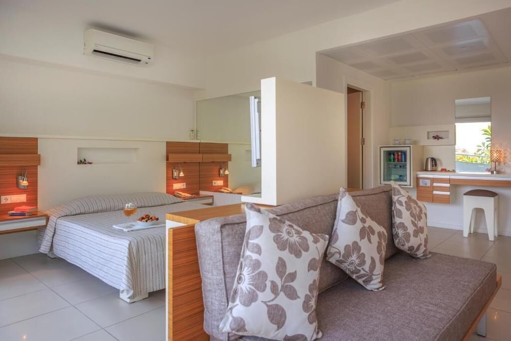 Delta Hotel — Hotel rooms in Fethiye, Mugla