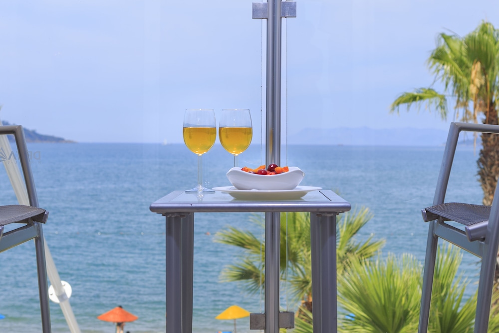 Delta Hotel — Restaurant & bars in Fethiye, Mugla