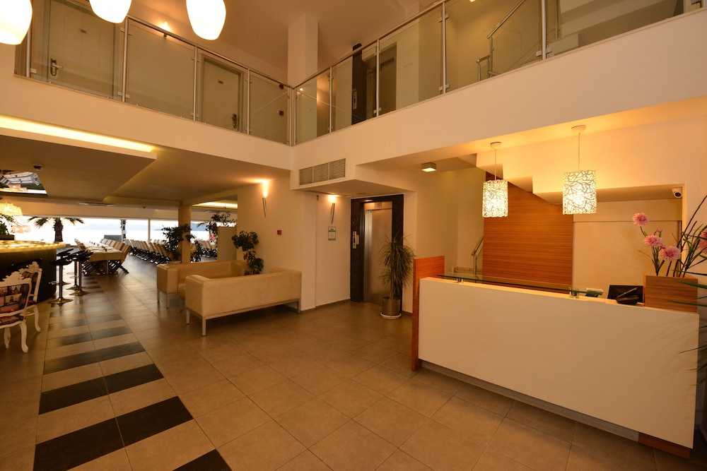 Delta Hotel — Hotel building in Fethiye, Mugla