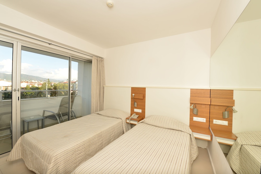 Delta Hotel — Hotel rooms in Fethiye, Mugla