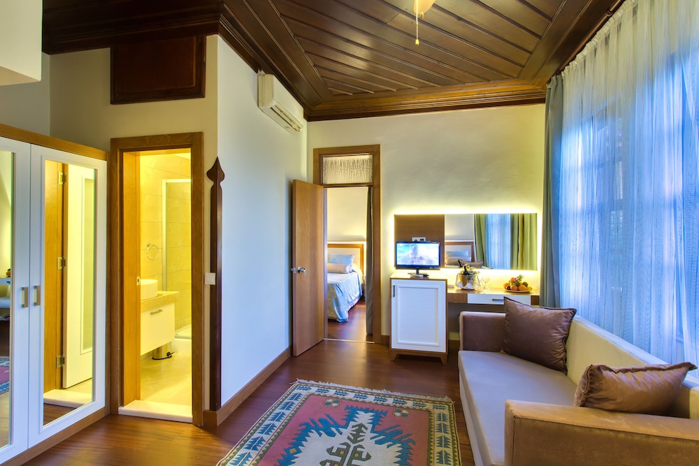 Dogan Hotel by Prana Hotels & Resorts - Special Class — Hotel rooms in Antalya