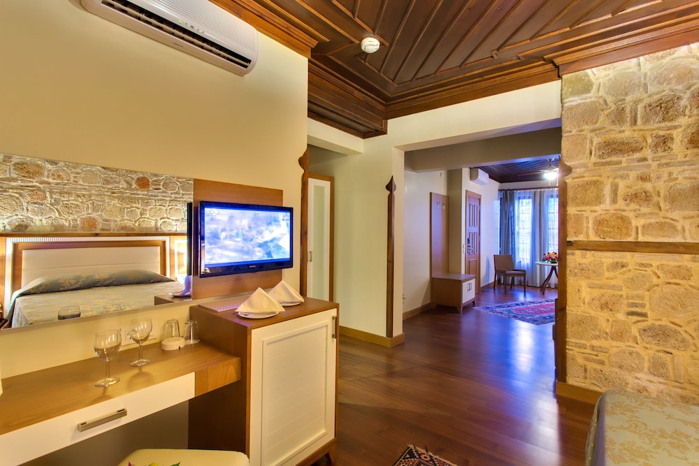 Dogan Hotel by Prana Hotels & Resorts - Special Class — Hotel rooms in Antalya