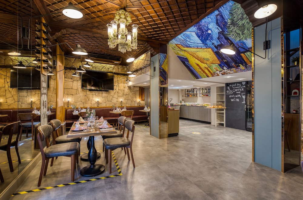 Dogan Hotel by Prana Hotels & Resorts - Special Class — Restaurant & bars in Antalya