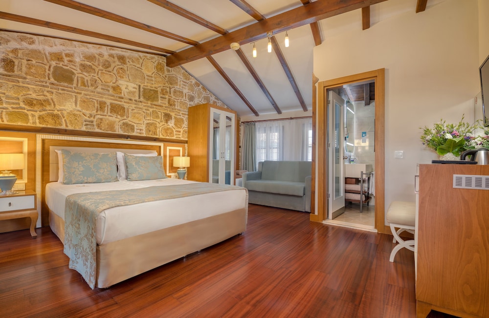 Dogan Hotel by Prana Hotels & Resorts - Special Class — Hotel rooms in Antalya