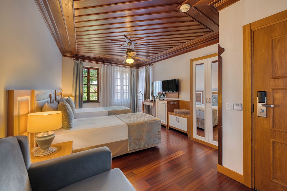 Dogan Hotel by Prana Hotels & Resorts - Special Class — Hotel rooms in Antalya