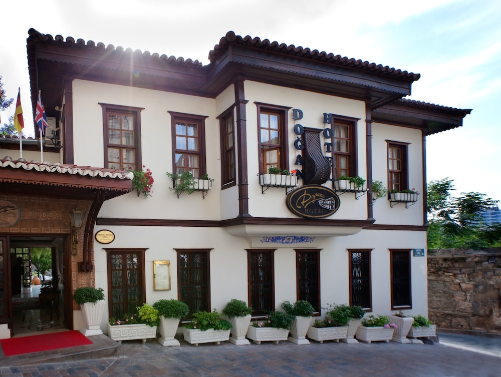 Dogan Hotel by Prana Hotels & Resorts - Special Class — Hotel building in Antalya