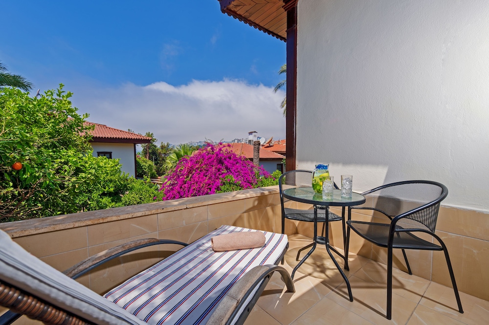 Dogan Hotel by Prana Hotels & Resorts - Special Class — Hotel rooms in Antalya