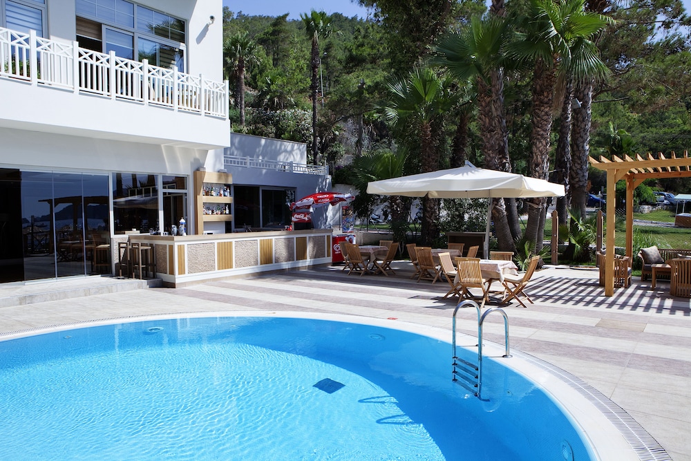 Quadas Hotel - Adults Only - All inclusive — Swimming pool in İçmeler, Mugla