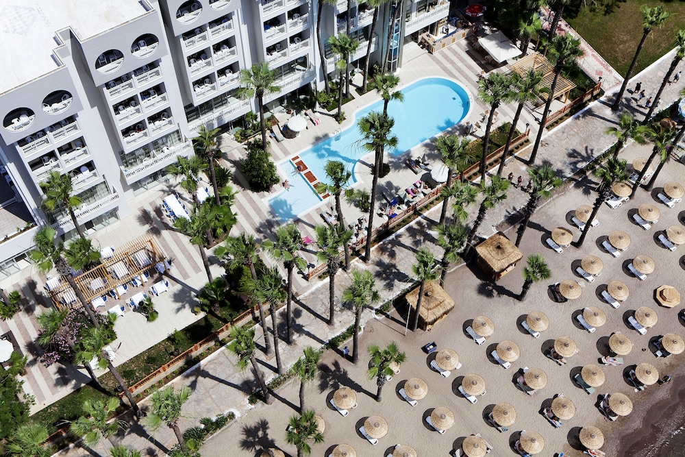 Quadas Hotel - Adults Only - All inclusive — Beach in İçmeler, Mugla