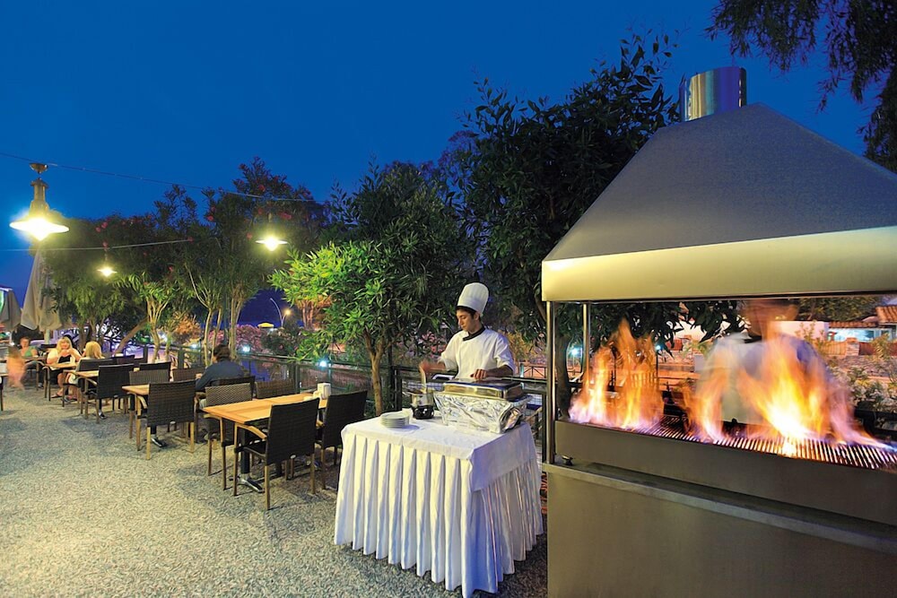 Fortuna Beach Hotel - All Inclusive — Restaurant & bars in İçmeler, Mugla
