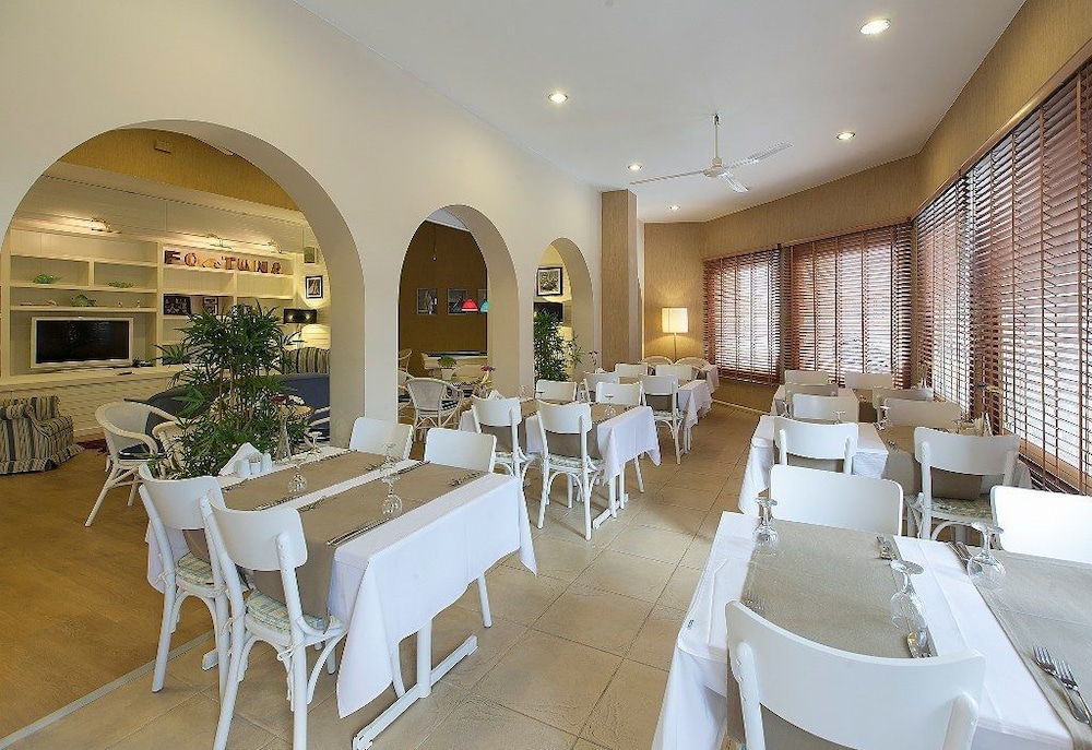 Fortuna Beach Hotel - All Inclusive — Restaurant & bars in İçmeler, Mugla