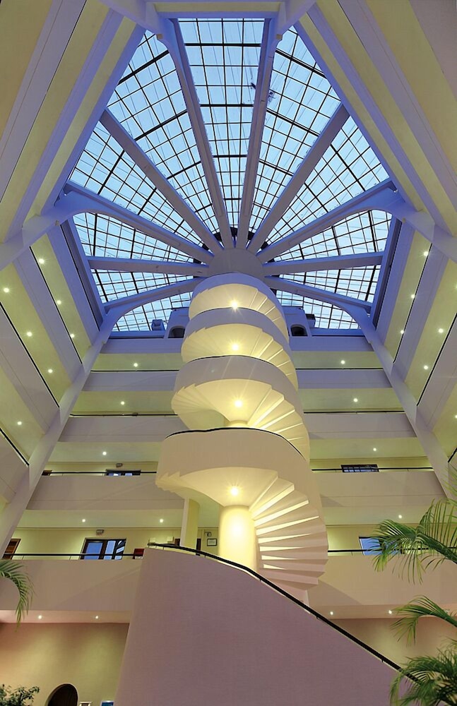 Fortuna Beach Hotel - All Inclusive — Hotel building in İçmeler, Mugla