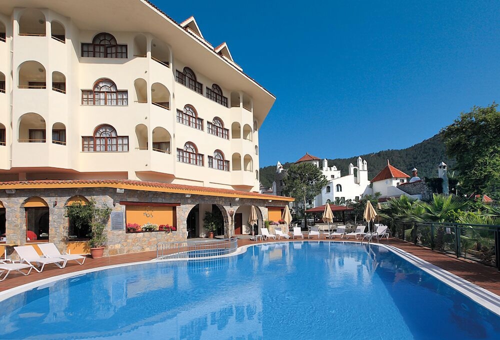 Fortuna Beach Hotel - All Inclusive — Swimming pool in İçmeler, Mugla