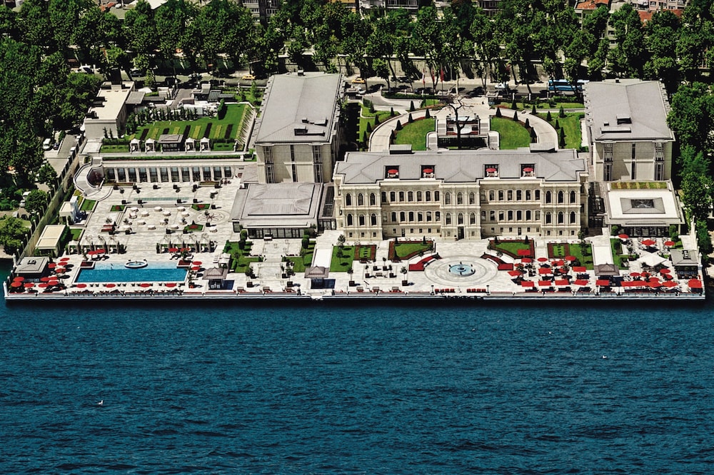Four Seasons Hotel Istanbul at the Bosphorus - zdjęcie 4