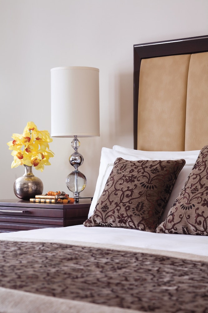Four Seasons Hotel Istanbul at the Bosphorus — Hotel rooms in Istanbul, Istanbul