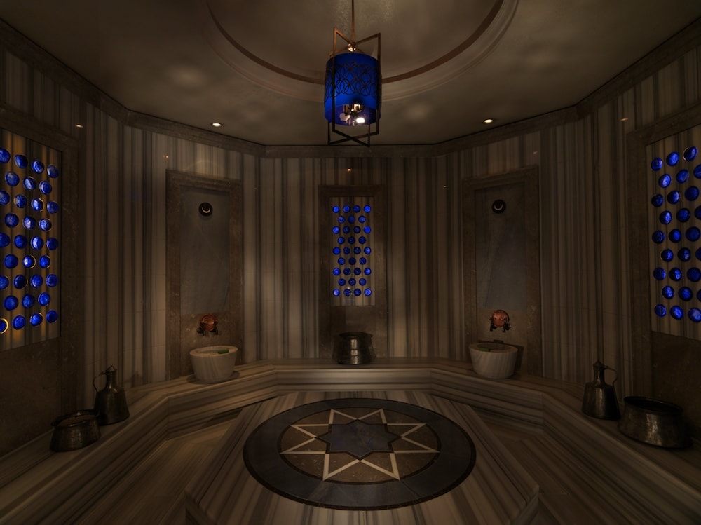 Four Seasons Hotel Istanbul at the Bosphorus — Spa in Istanbul, Istanbul