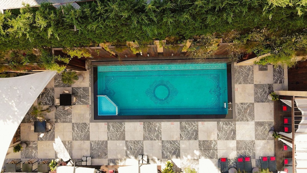 Dosso Dossi Hotels & SPA Golden Horn — Swimming pool in Istanbul, Istanbul