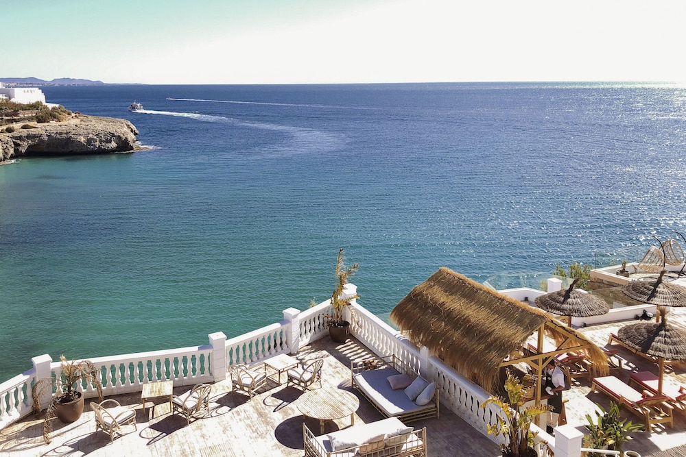 ICON Valparaiso - Adults Only — Restaurant & bars in Calas de Mallorca, Balearic Islands
