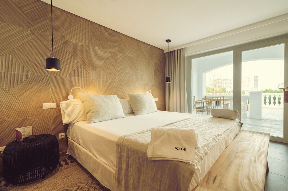 ICON Valparaiso - Adults Only — Hotel rooms in Calas de Mallorca, Balearic Islands