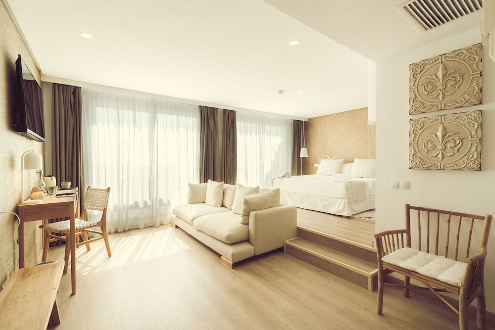 ICON Valparaiso - Adults Only — Hotel rooms in Calas de Mallorca, Balearic Islands