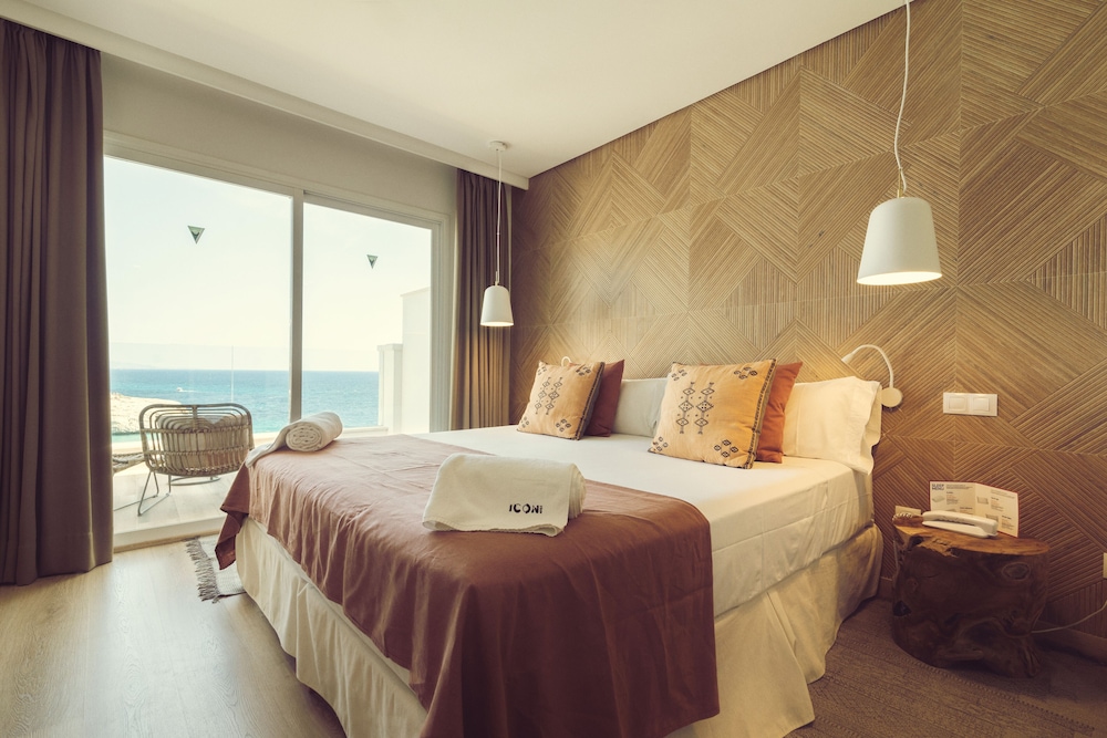 ICON Valparaiso - Adults Only — Hotel rooms in Calas de Mallorca, Balearic Islands