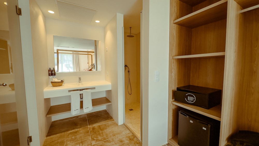 ICON Valparaiso - Adults Only — Hotel rooms in Calas de Mallorca, Balearic Islands