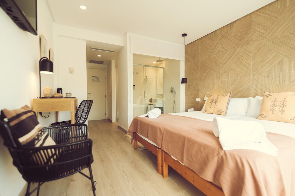 ICON Valparaiso - Adults Only — Hotel rooms in Calas de Mallorca, Balearic Islands