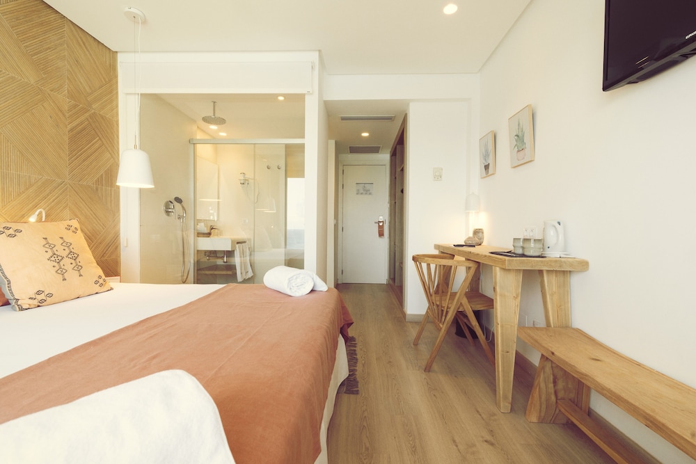 ICON Valparaiso - Adults Only — Hotel rooms in Calas de Mallorca, Balearic Islands