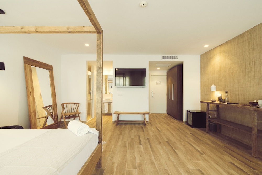 ICON Valparaiso - Adults Only — Hotel rooms in Calas de Mallorca, Balearic Islands