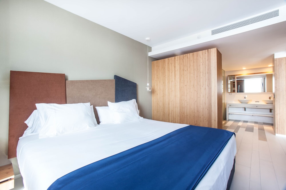 Ocean Drive Talamanca — Hotel rooms in Ibiza Town, Balearic Islands