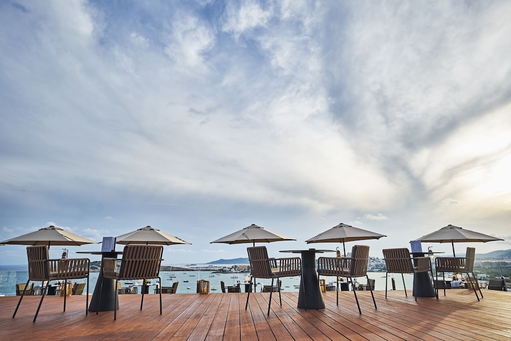 Ocean Drive Talamanca — Restaurant & bars in Ibiza Town, Balearic Islands