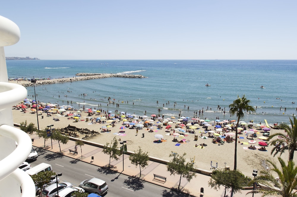 Hotel Villa de Laredo — Beach in Fuengirola, Andalusia